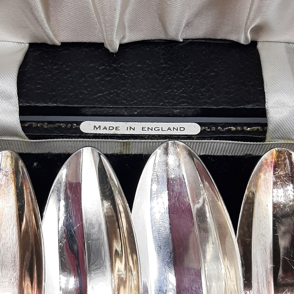 Vintage Angora Silverplate Co. 6 Ribbed Bowl Grapefruit Spoons In Original Box - Picture 5 of 7